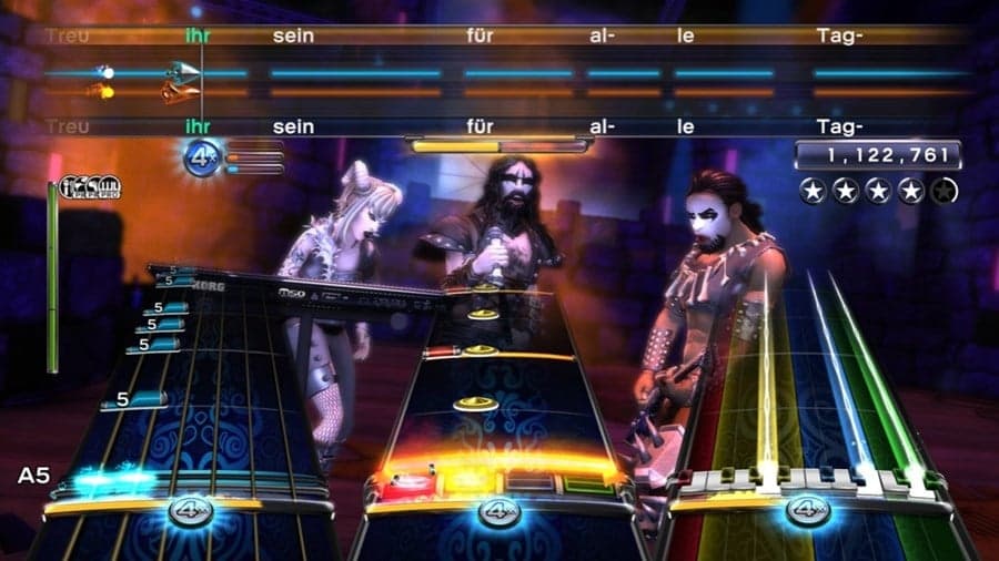 Gameplay interface showing instrument tracks